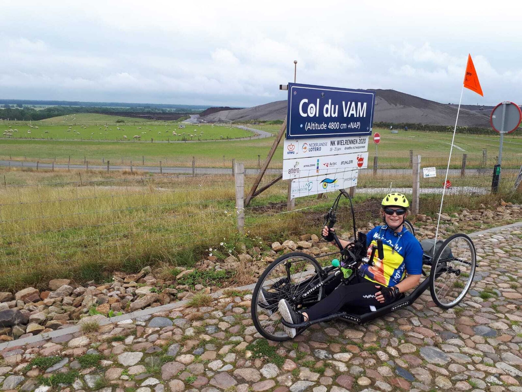 https://www.alpentocht.nl/files/imager/visuals/43237/Sandra-handbike_68bf0fd45957a3042c72313b6940a7e1.jpg