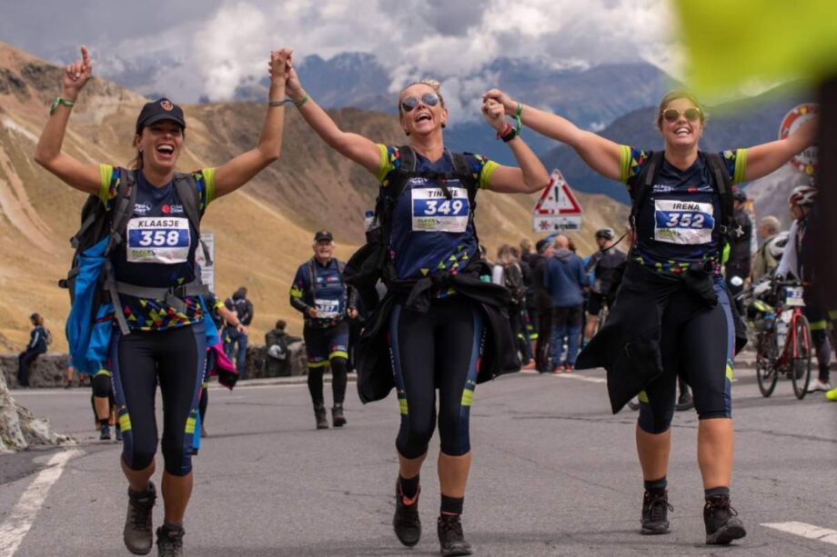 body_alpentocht_lopen_roselend_finish