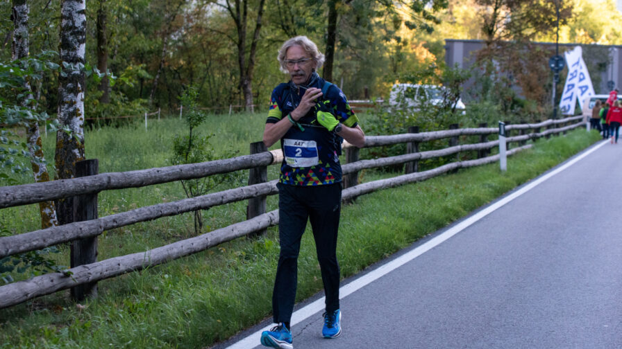 https://www.alpentocht.nl/files/visuals/_overview/Foto-Aat-Kerpershoek-Alpentocht-visual.jpg