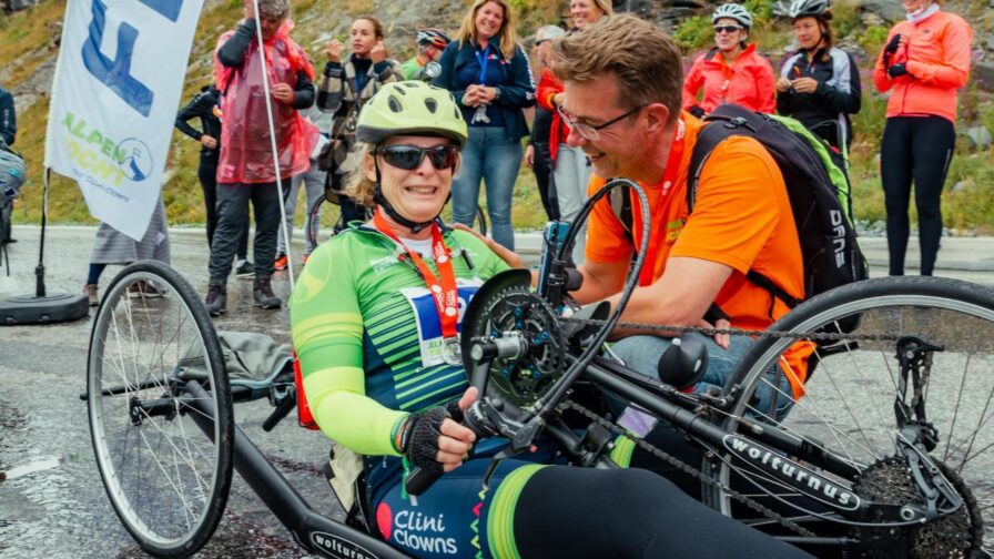 https://www.alpentocht.nl/files/visuals/_overview/header_alpentocht_sandraprins-1.jpg